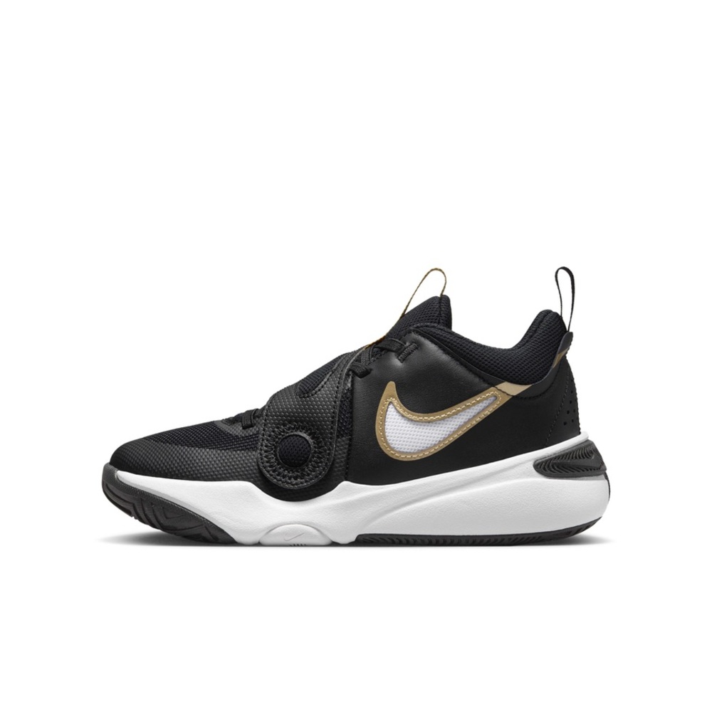 Nike Team Hustle Boys’ Basketball Shoes